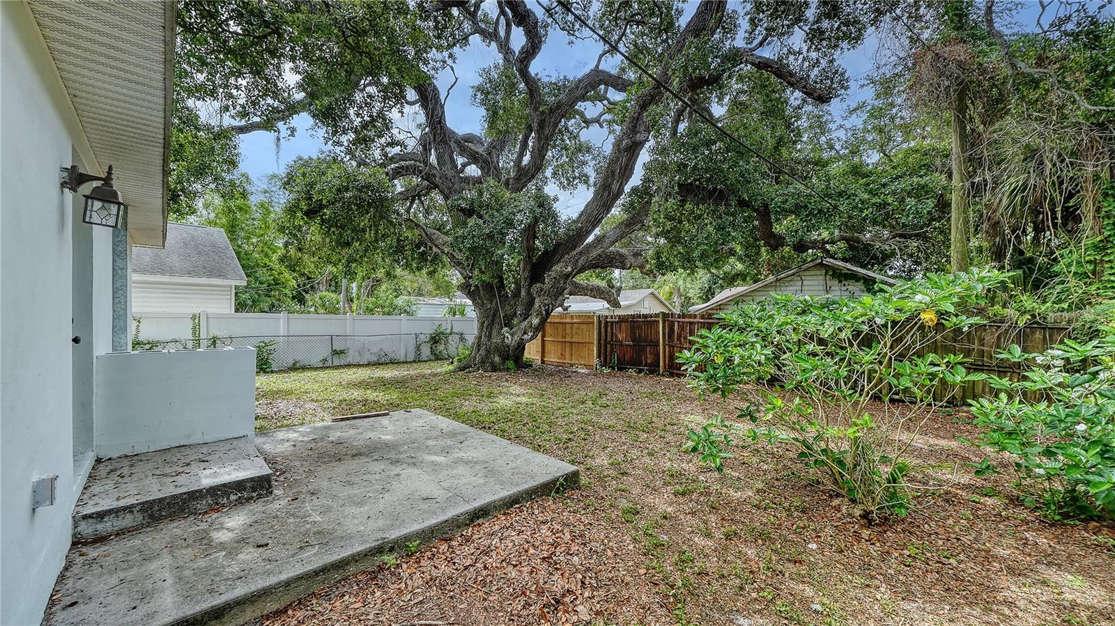 1216 34TH ST, SARASOTA, FL — photo 14