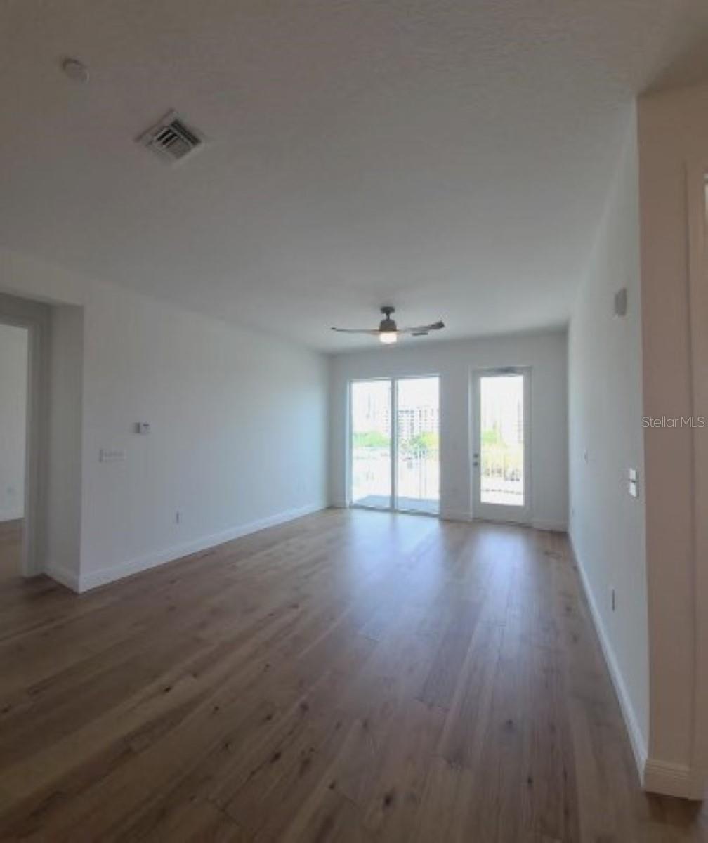 644 3RD AVE S #408, ST PETERSBURG, FL — photo 14