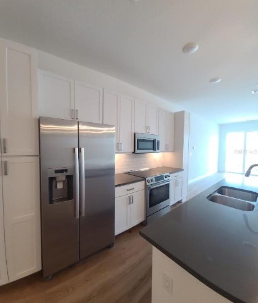 644 3RD AVE S #408, ST PETERSBURG, FL — photo 17