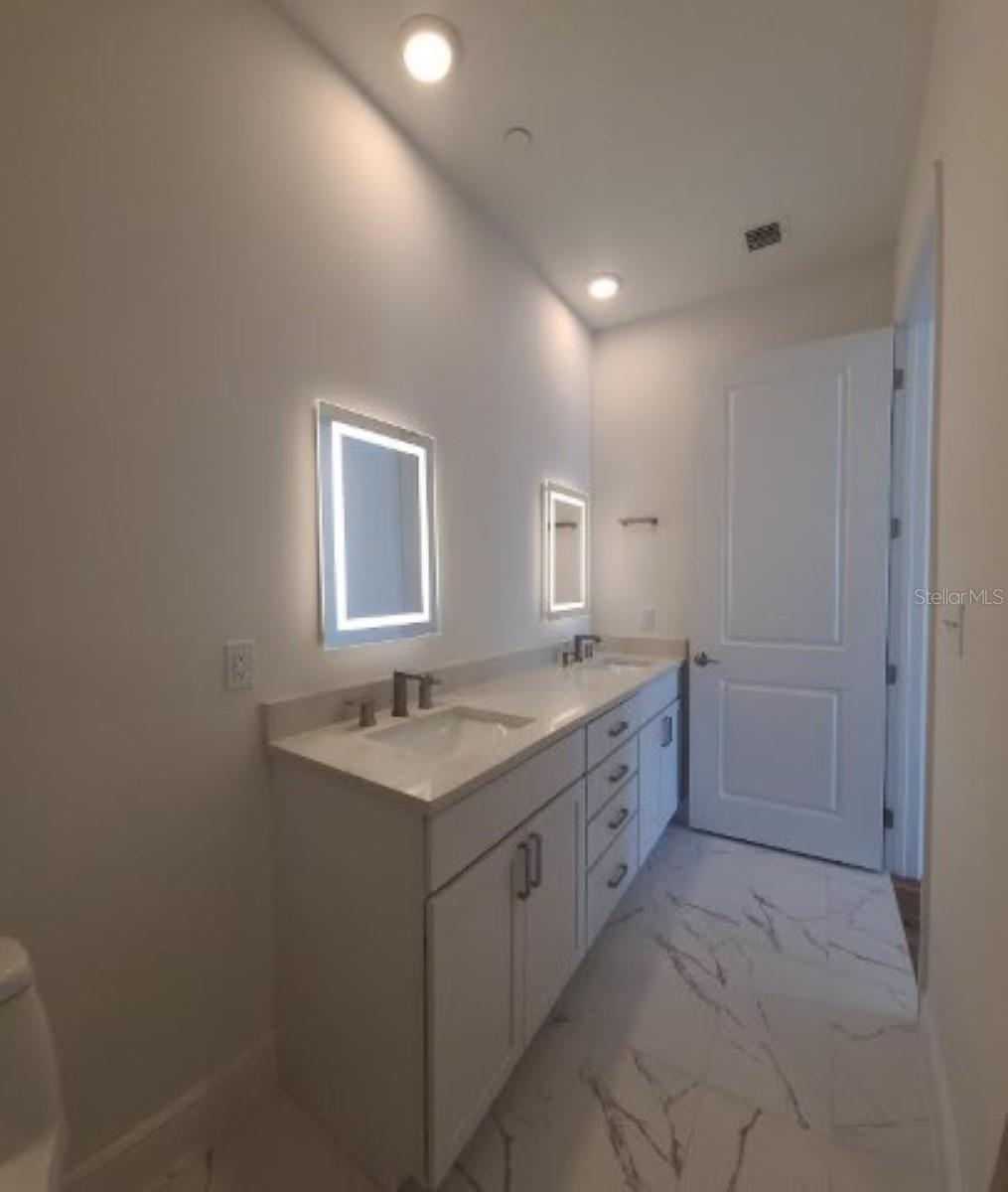644 3RD AVE S #408, ST PETERSBURG, FL — photo 39