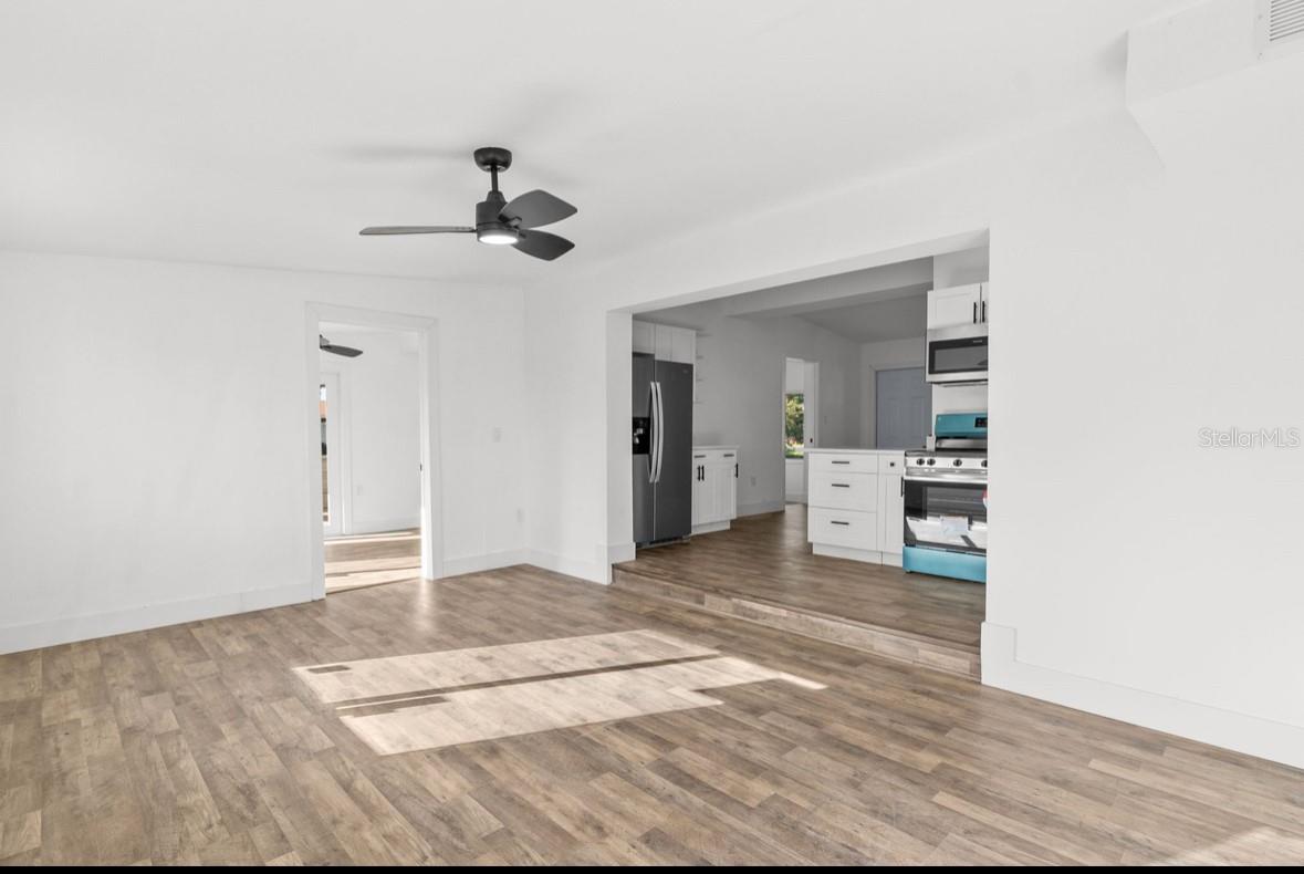 2360 EDNOR ST, PORT CHARLOTTE, FL — photo 10