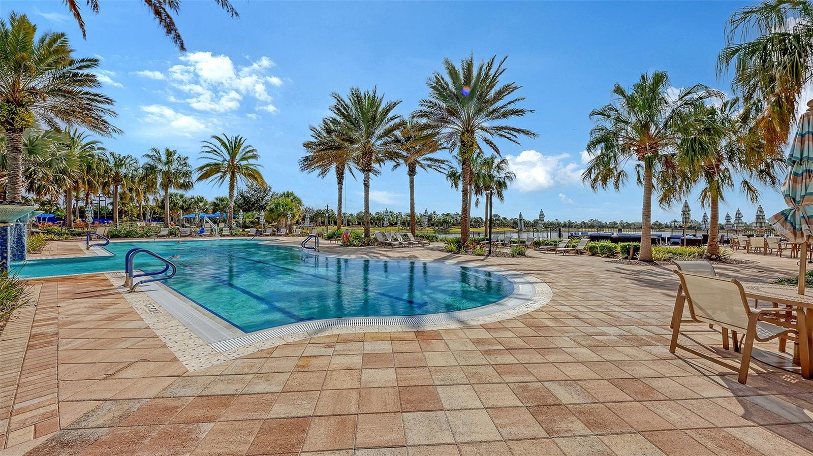 7636 KIRKLAND CV, LAKEWOOD RANCH, FL — photo 48