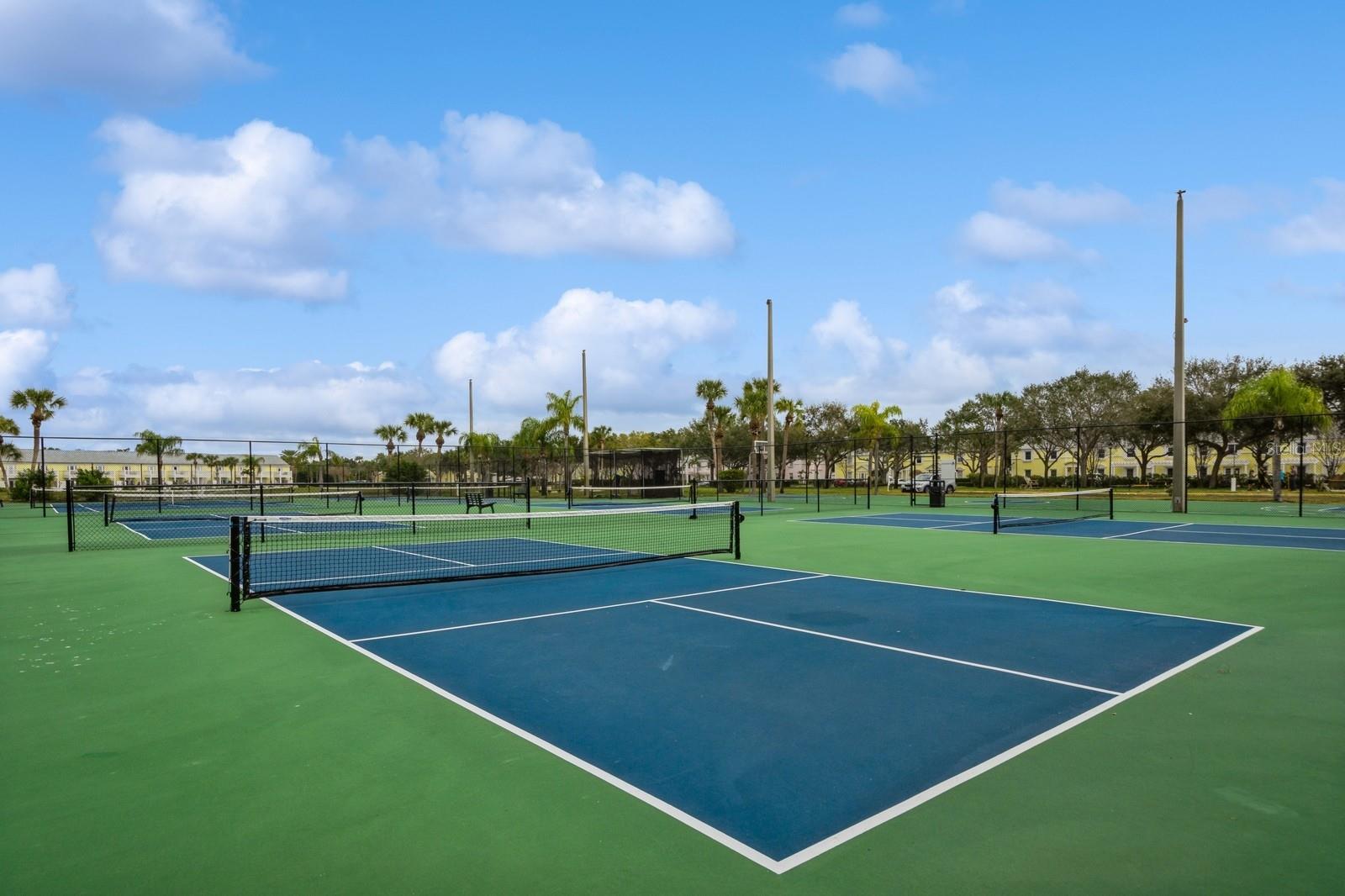 5282 BEACH DR SE #APT D, ST PETERSBURG, FL — photo 26