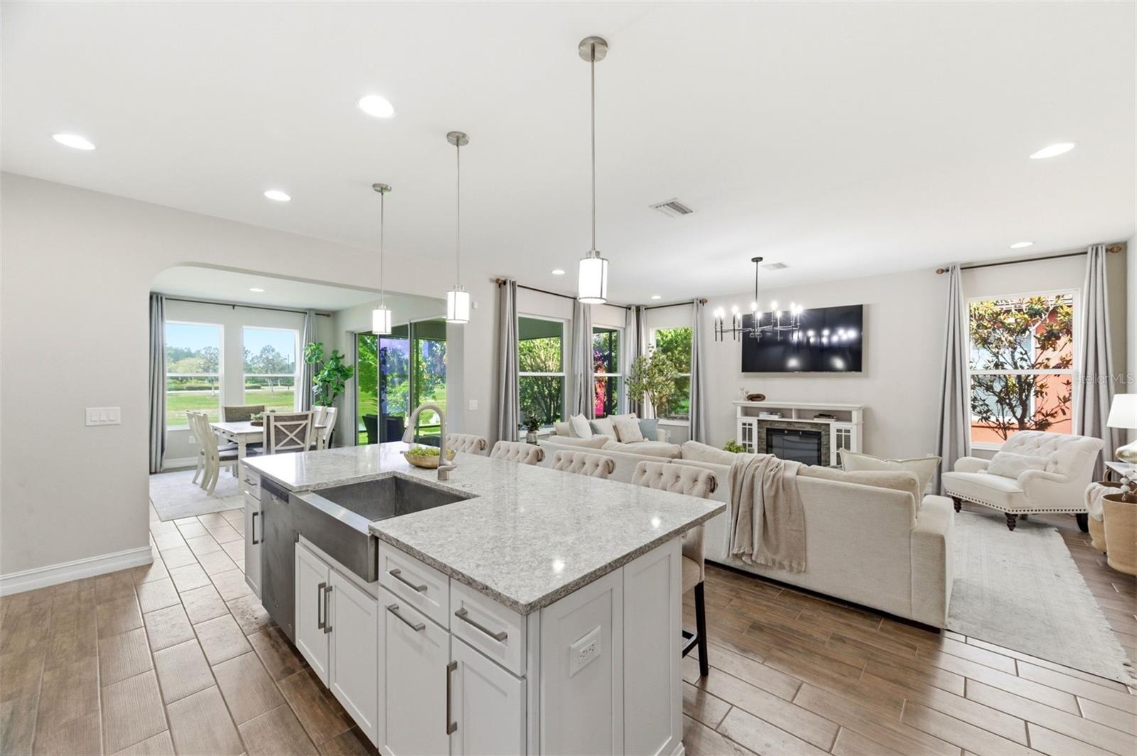 28930 REVARO LN, WESLEY CHAPEL, FL — photo 16