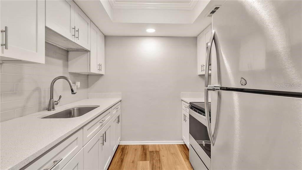 5900 22nd Ave N 5900 22ND AVE N UNIT 1 #1, ST PETERSBURG, FL — photo 3