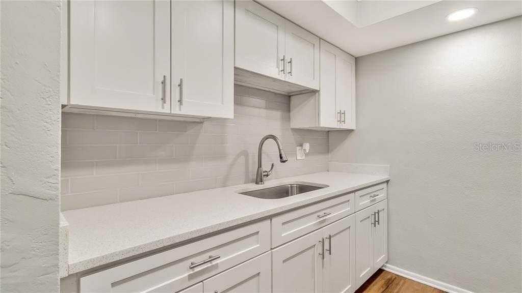 5900 22nd Ave N 5900 22ND AVE N UNIT 1 #1, ST PETERSBURG, FL — photo 4
