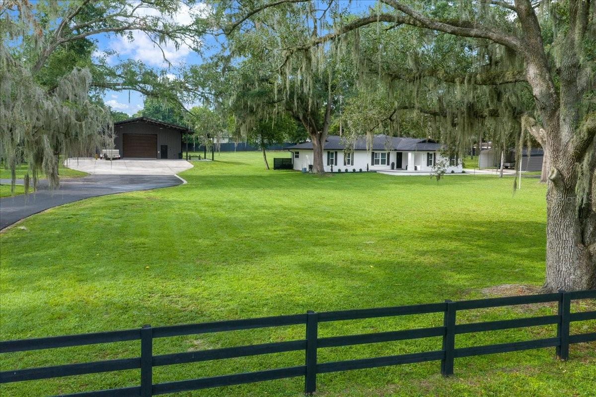 6133 SE 123RD LN, BELLEVIEW, FL — photo 3