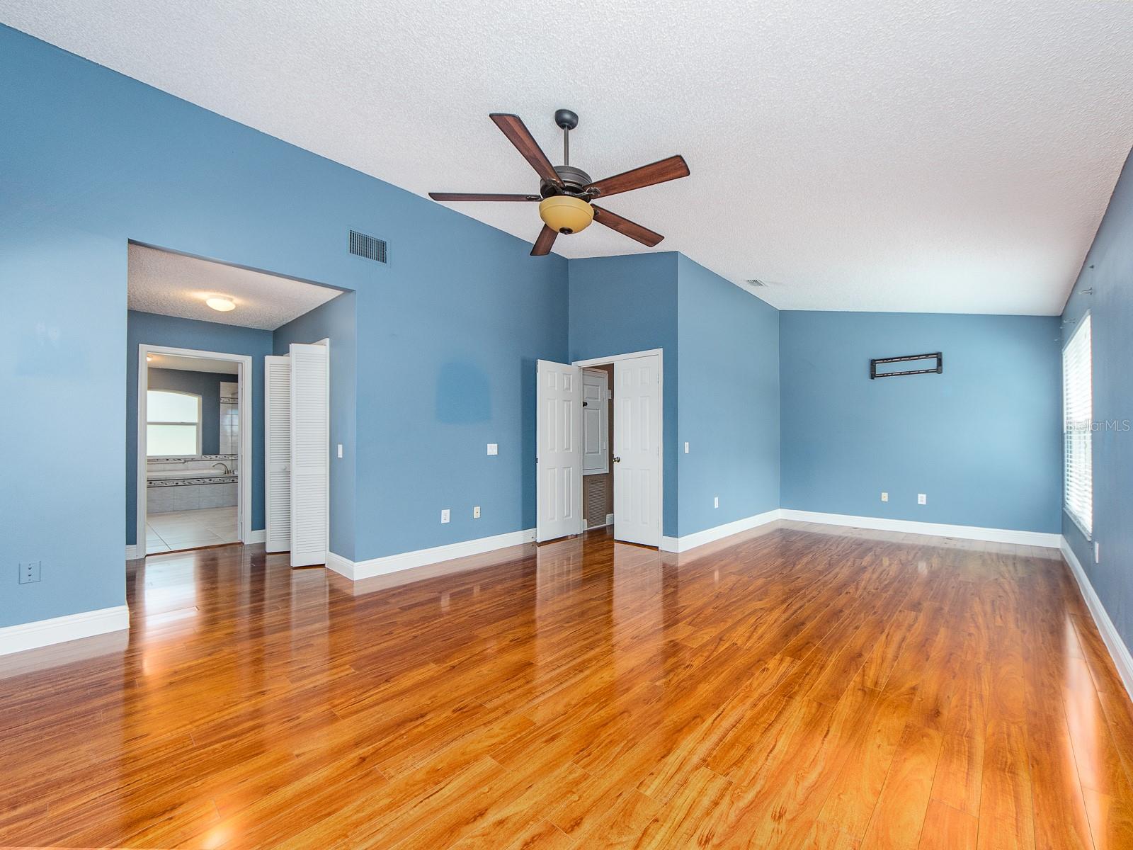 3256 BENTLEY DR, PALM HARBOR, FL — photo 19