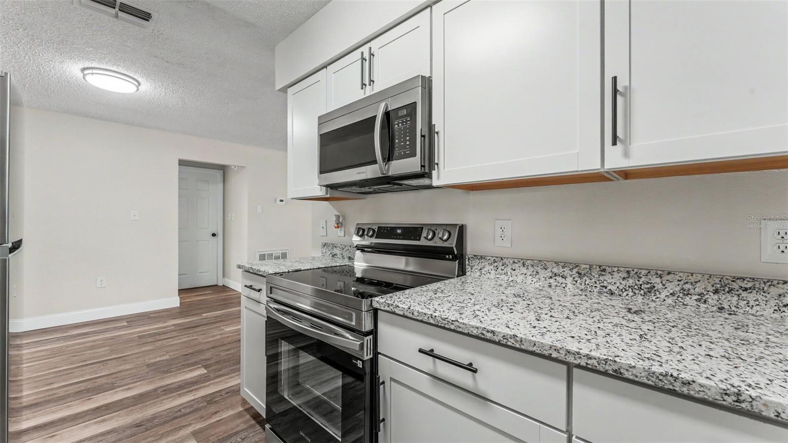 9047 DAMASCUS AVE, POLK CITY, FL — photo 11