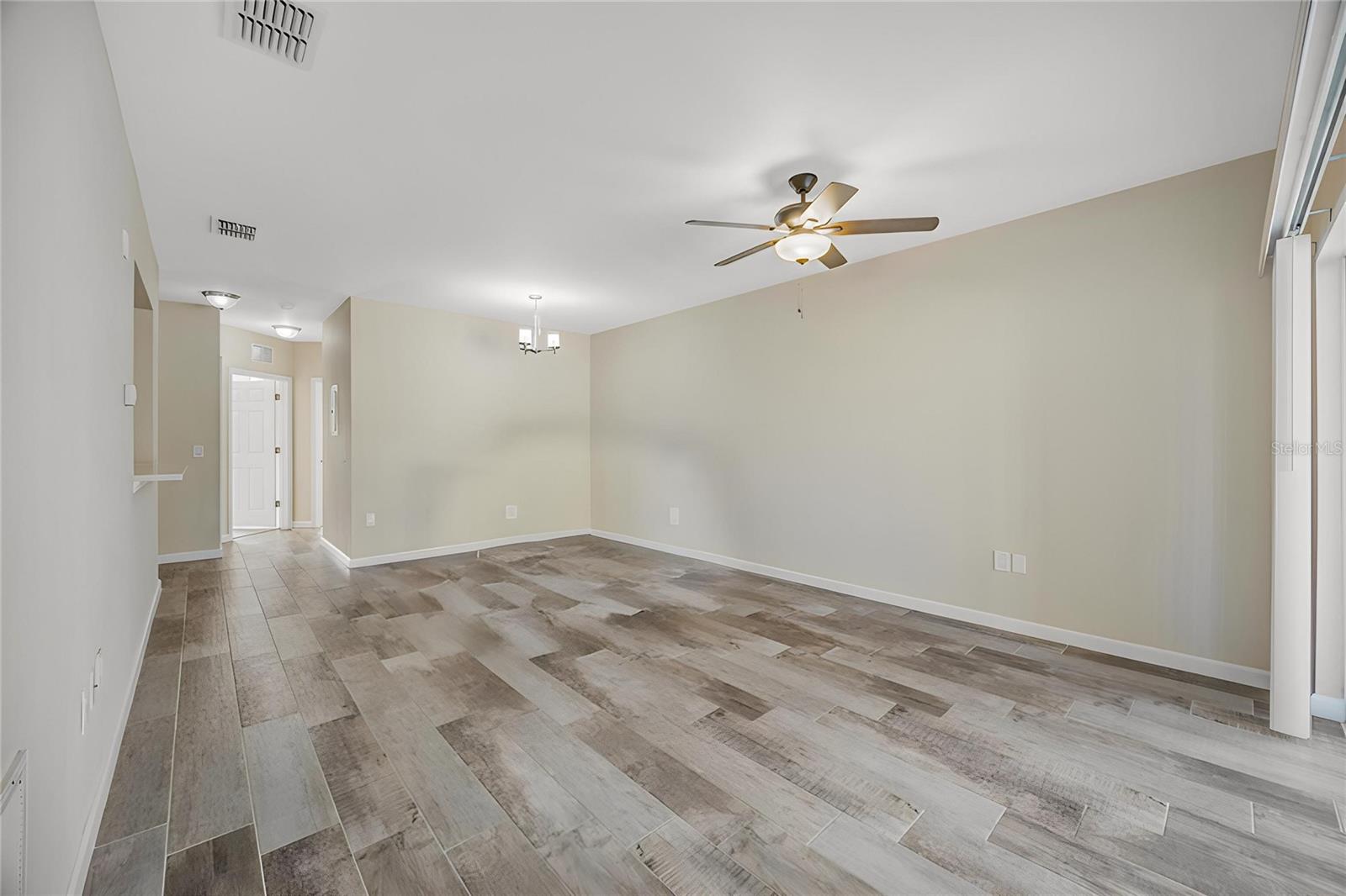1195 GODAVARI WAY E #201, WESLEY CHAPEL, FL — photo 4