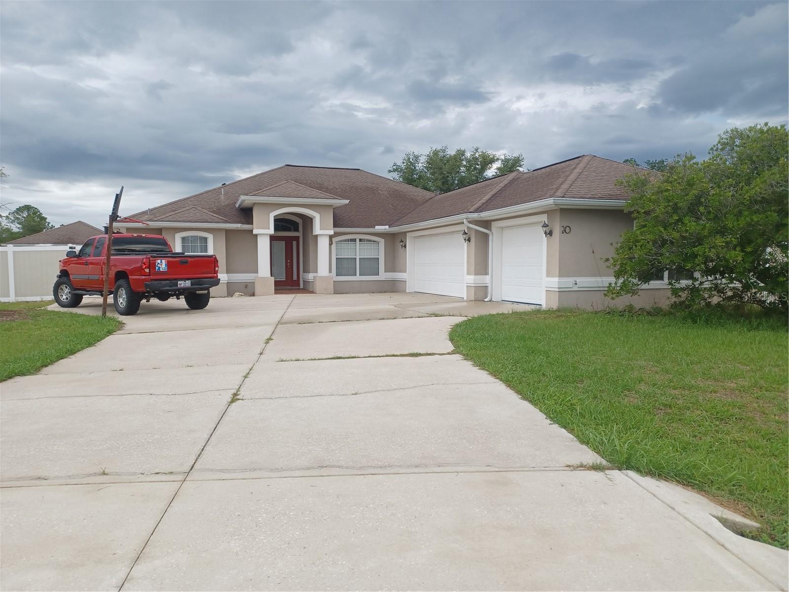 10 ROCKEFELLER DR, PALM COAST, FL