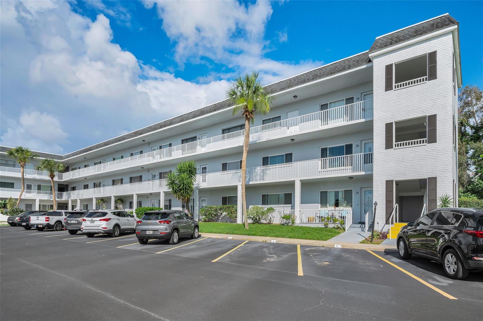 2001 WORLD PARKWAY BLVD #39, CLEARWATER, FL — photo 32