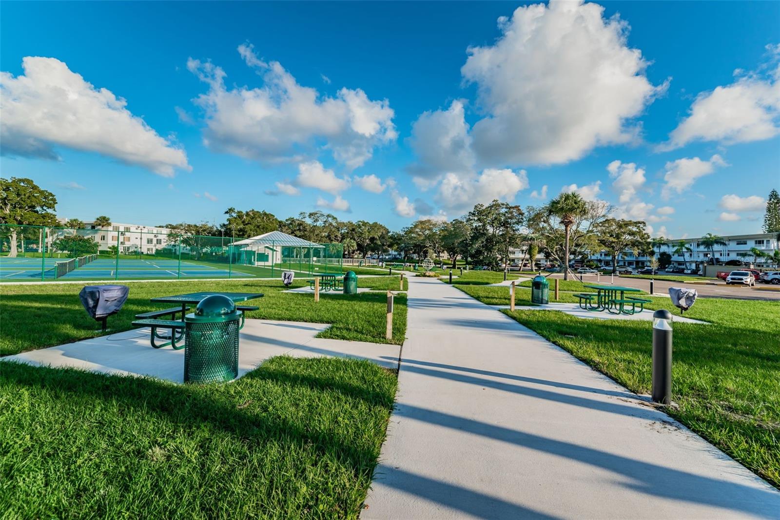 2001 WORLD PARKWAY BLVD #39, CLEARWATER, FL — photo 48
