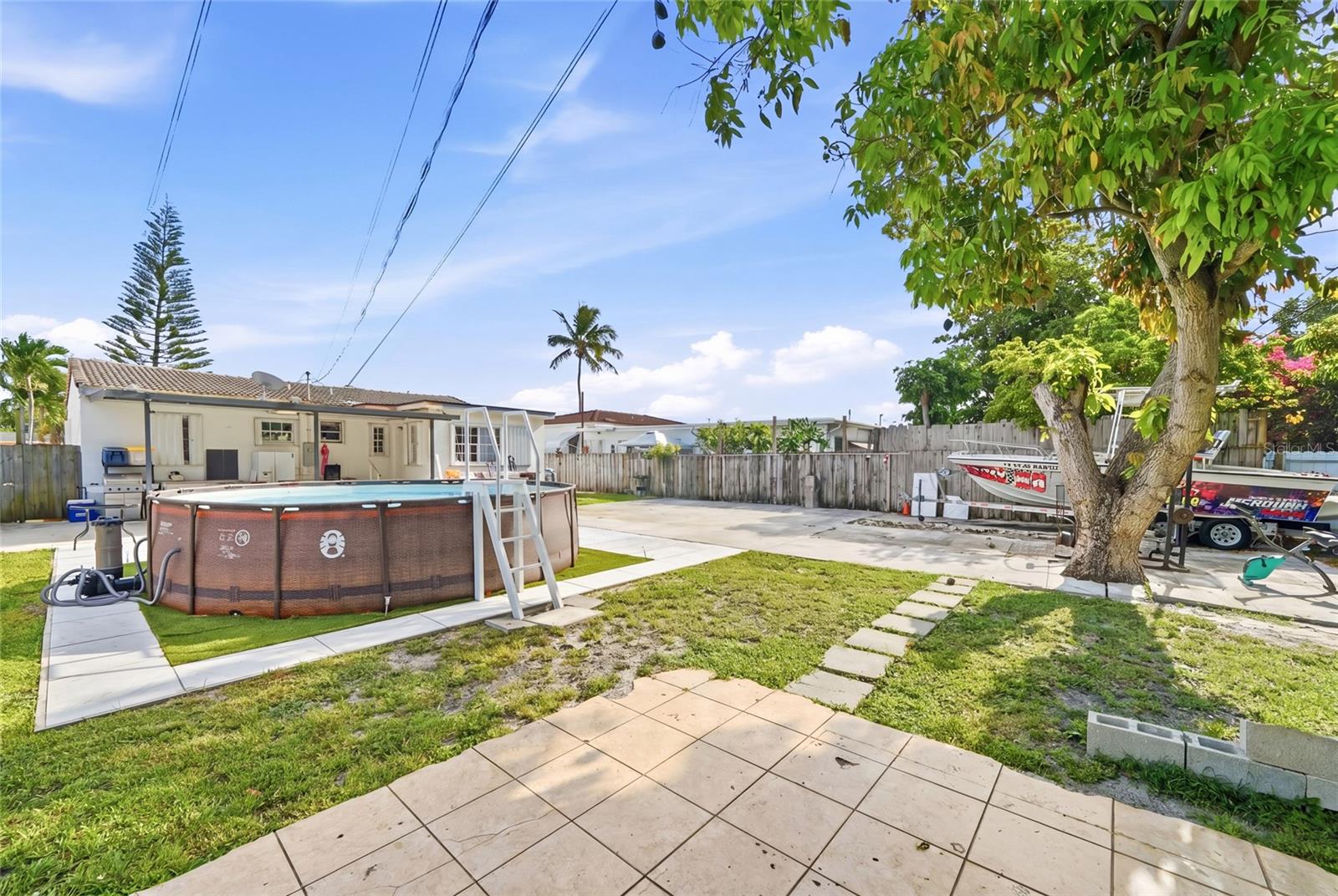 465 E 38TH ST, HIALEAH, FL — photo 26
