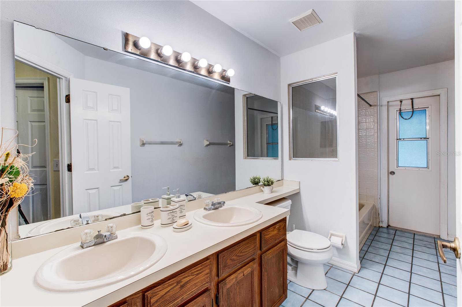1022 SILCOX BRANCH CIR, OVIEDO, FL — photo 19
