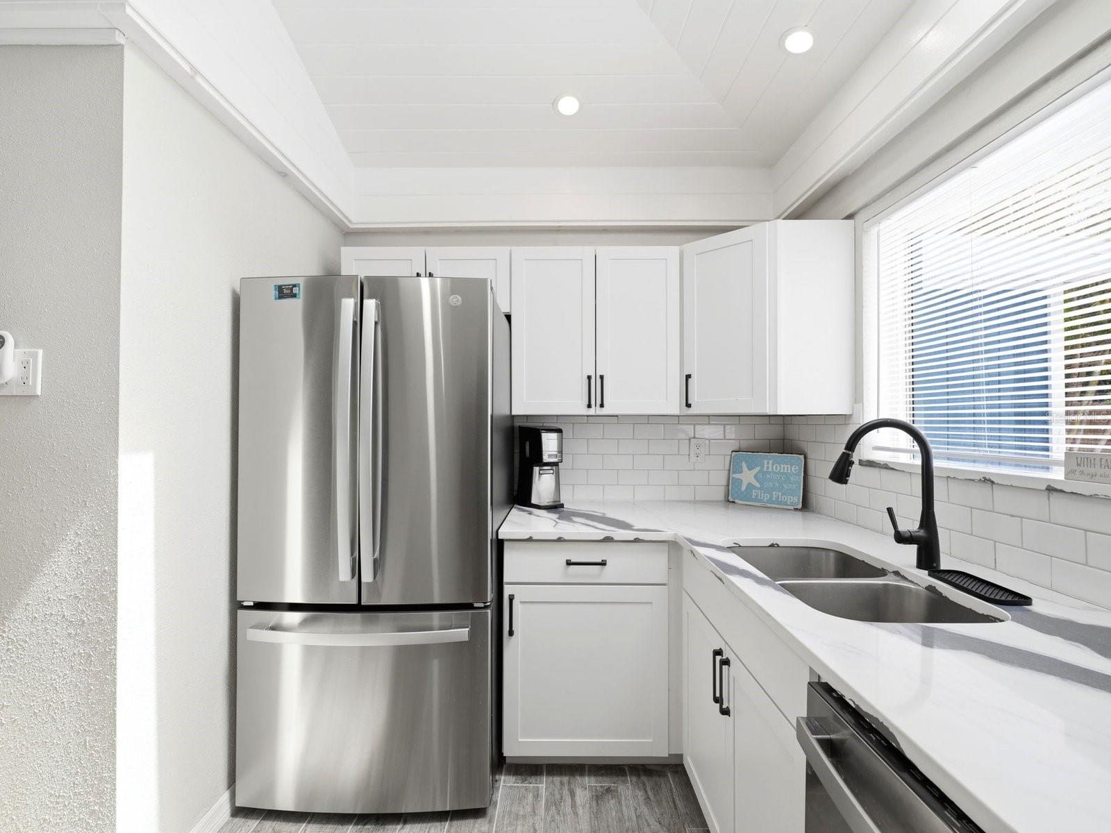1207 1ST ST, INDIAN ROCKS BEACH, FL — photo 14