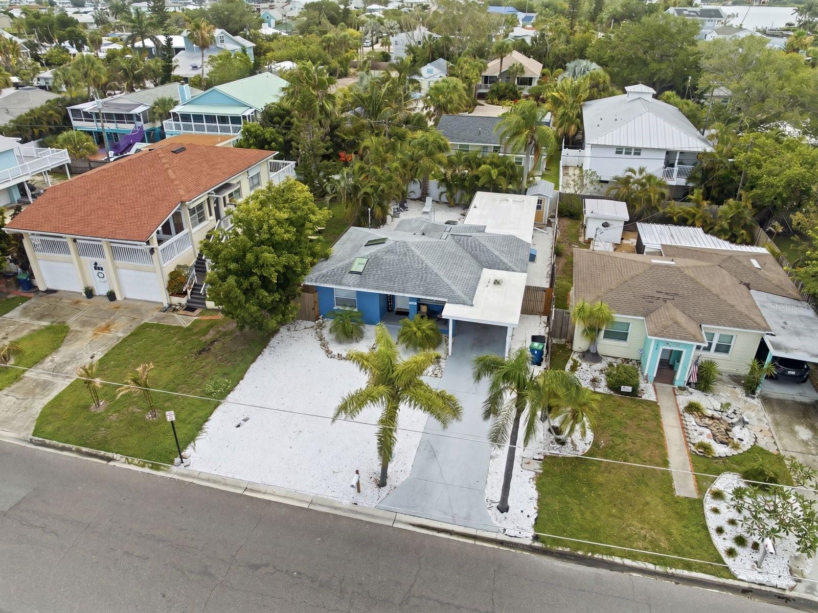 1207 1ST ST, INDIAN ROCKS BEACH, FL — photo 41