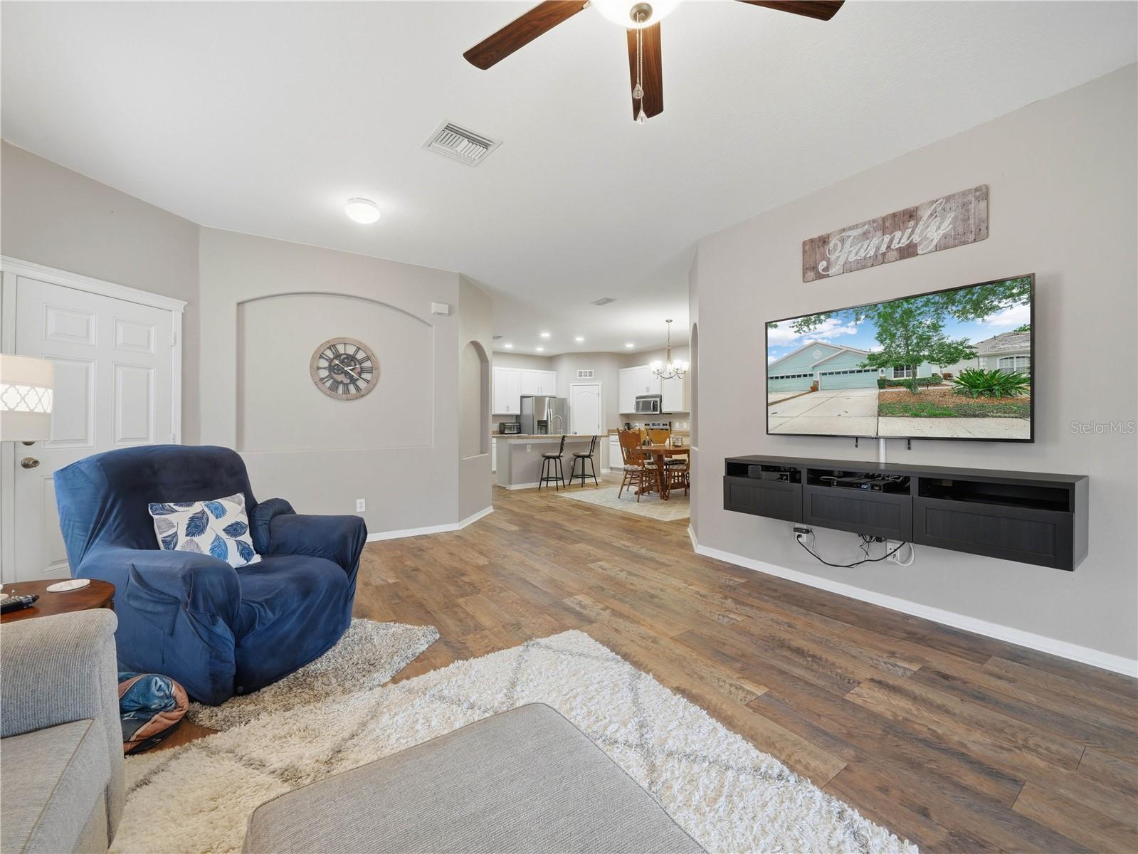 6936 SURREY OAK DR, APOLLO BEACH, FL — photo 3