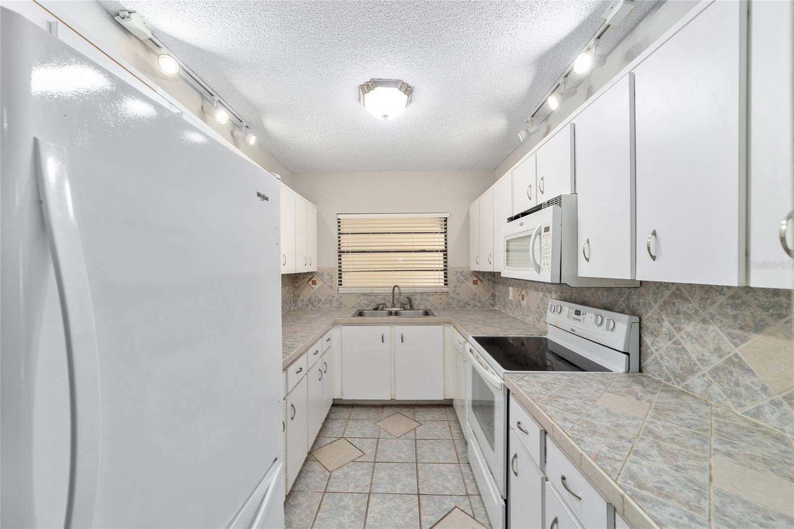 3401 E FORT KING ST #202, OCALA, FL — photo 7