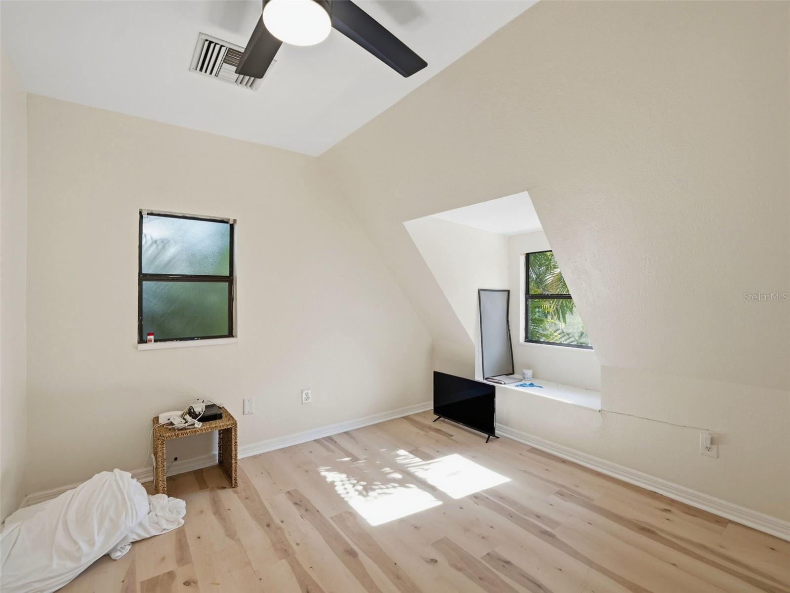 2607 W WYOMING AVE, TAMPA, FL — photo 29