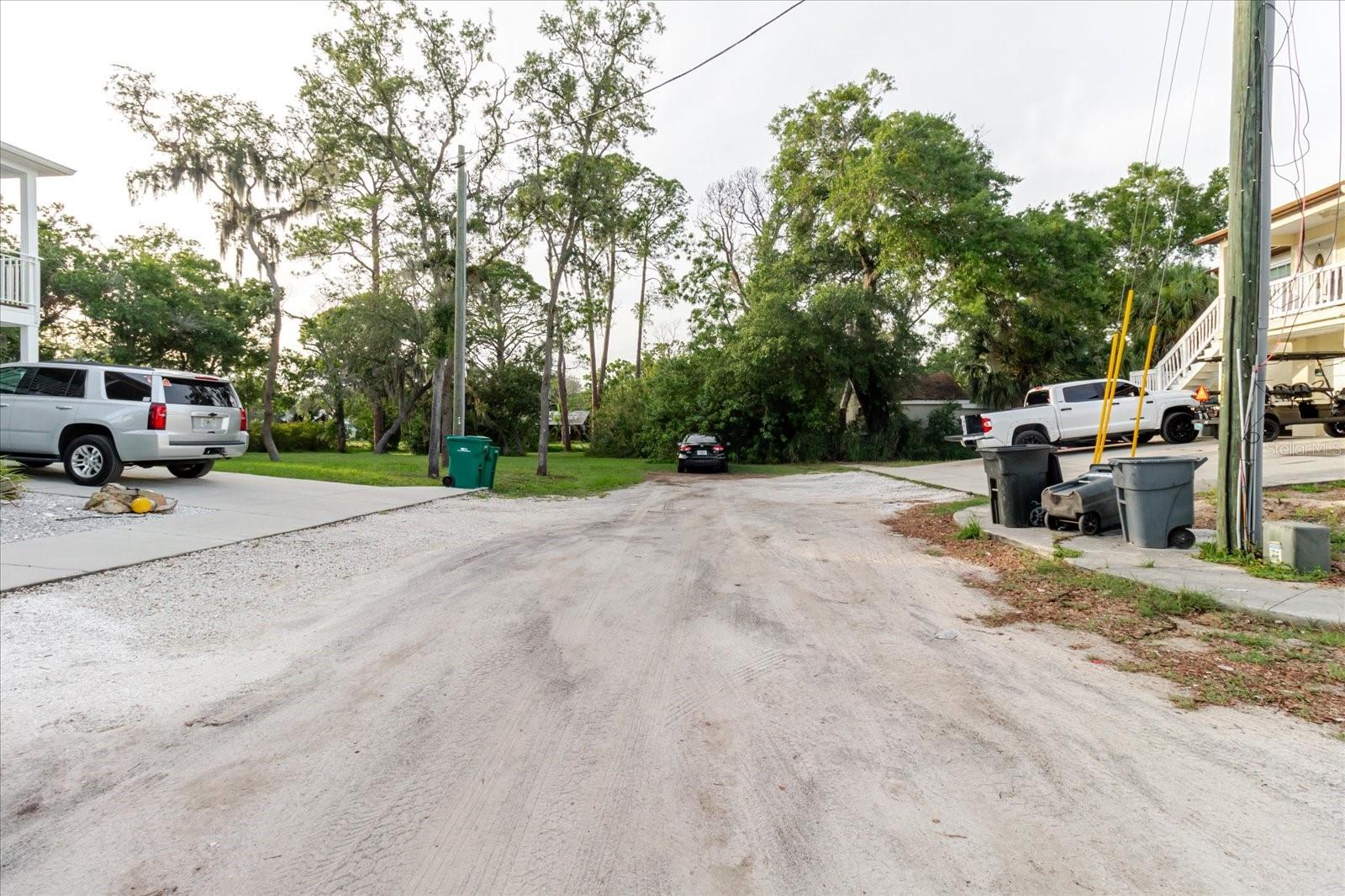 HIGHLAND AVE, TARPON SPRINGS, FL — photo 21