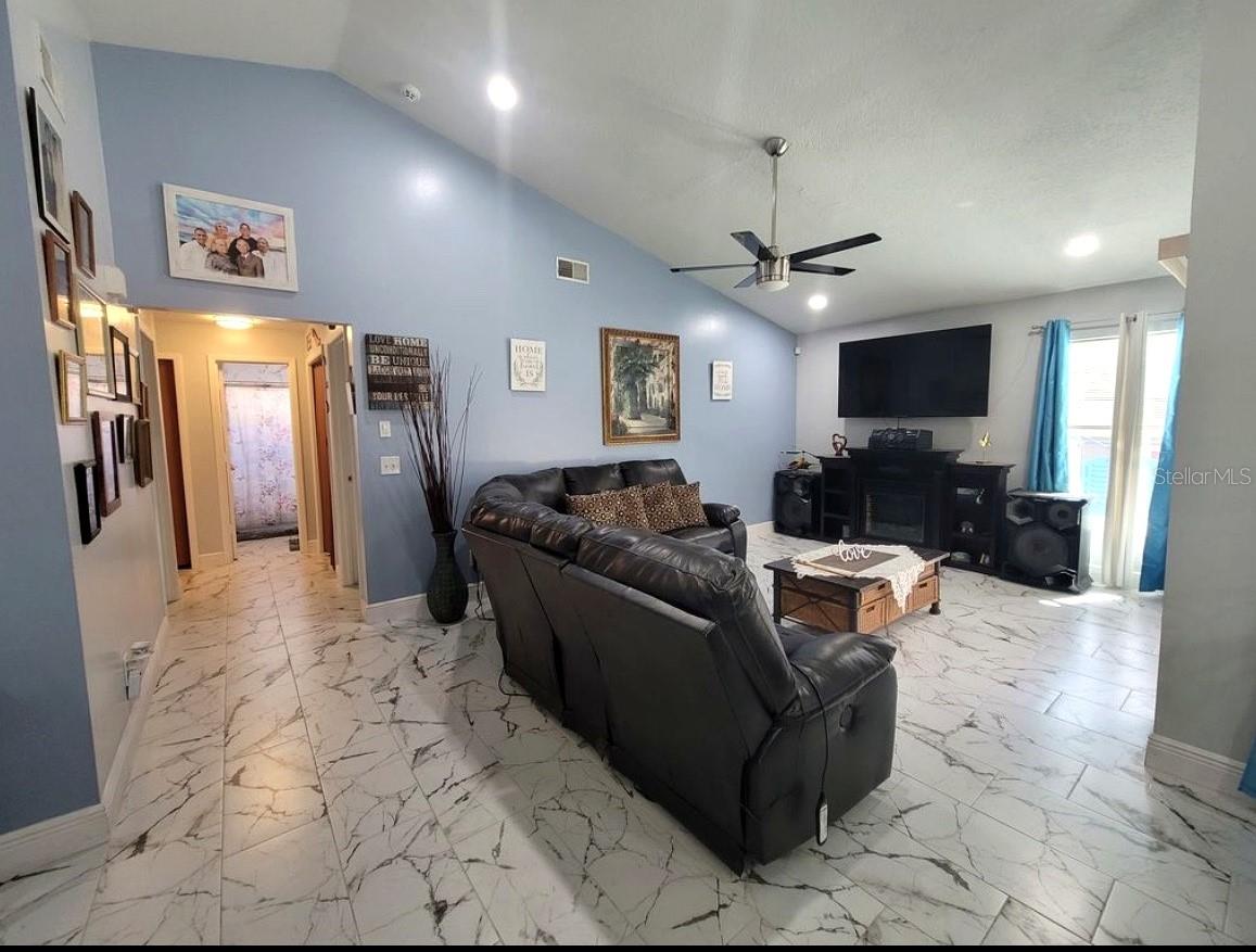 2609 MILL RUN BLVD, KISSIMMEE, FL — photo 2