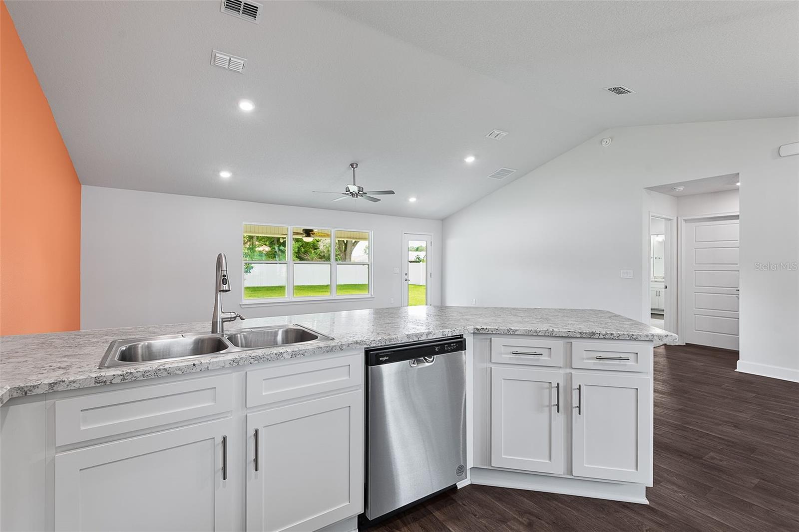 8 PERSIMMON DR, PALM COAST, FL — photo 25