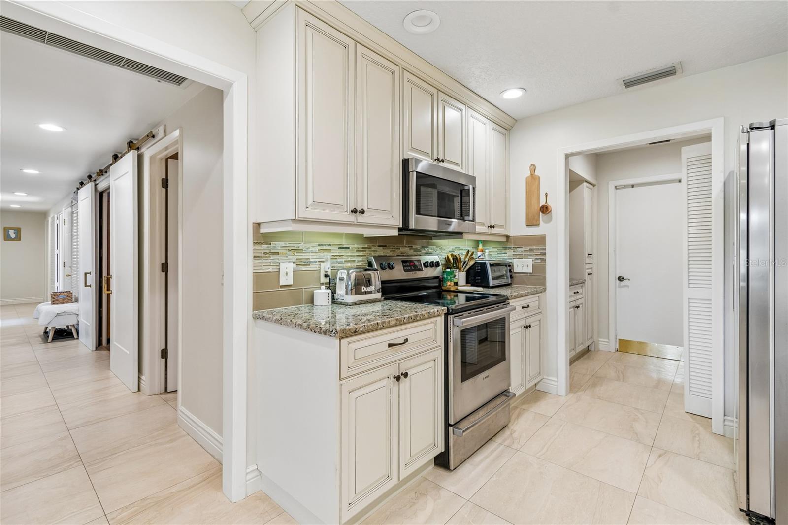 5335 SAND CRANE CT, WESLEY CHAPEL, FL — photo 11
