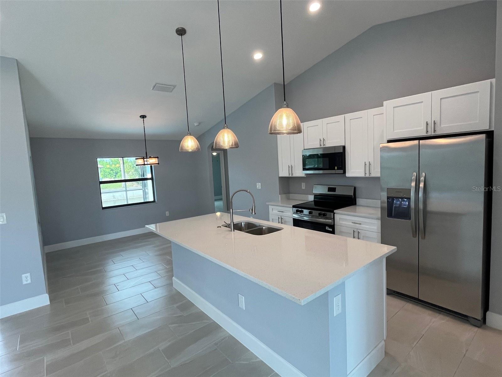 13180 AMARYLLIS CIR, PORT CHARLOTTE, FL — photo 9