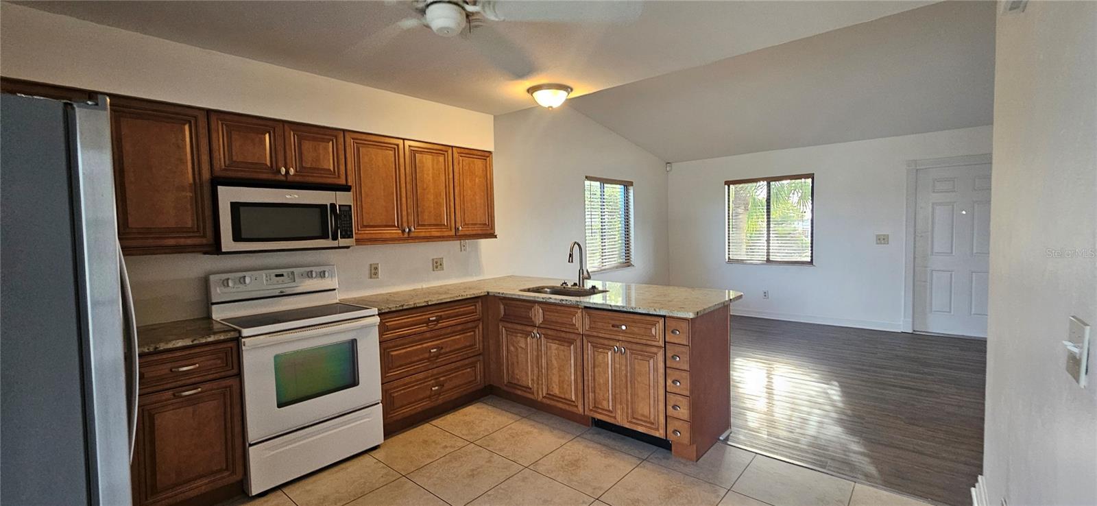 4904 VINCENNES CT #209, CAPE CORAL, FL — photo 5