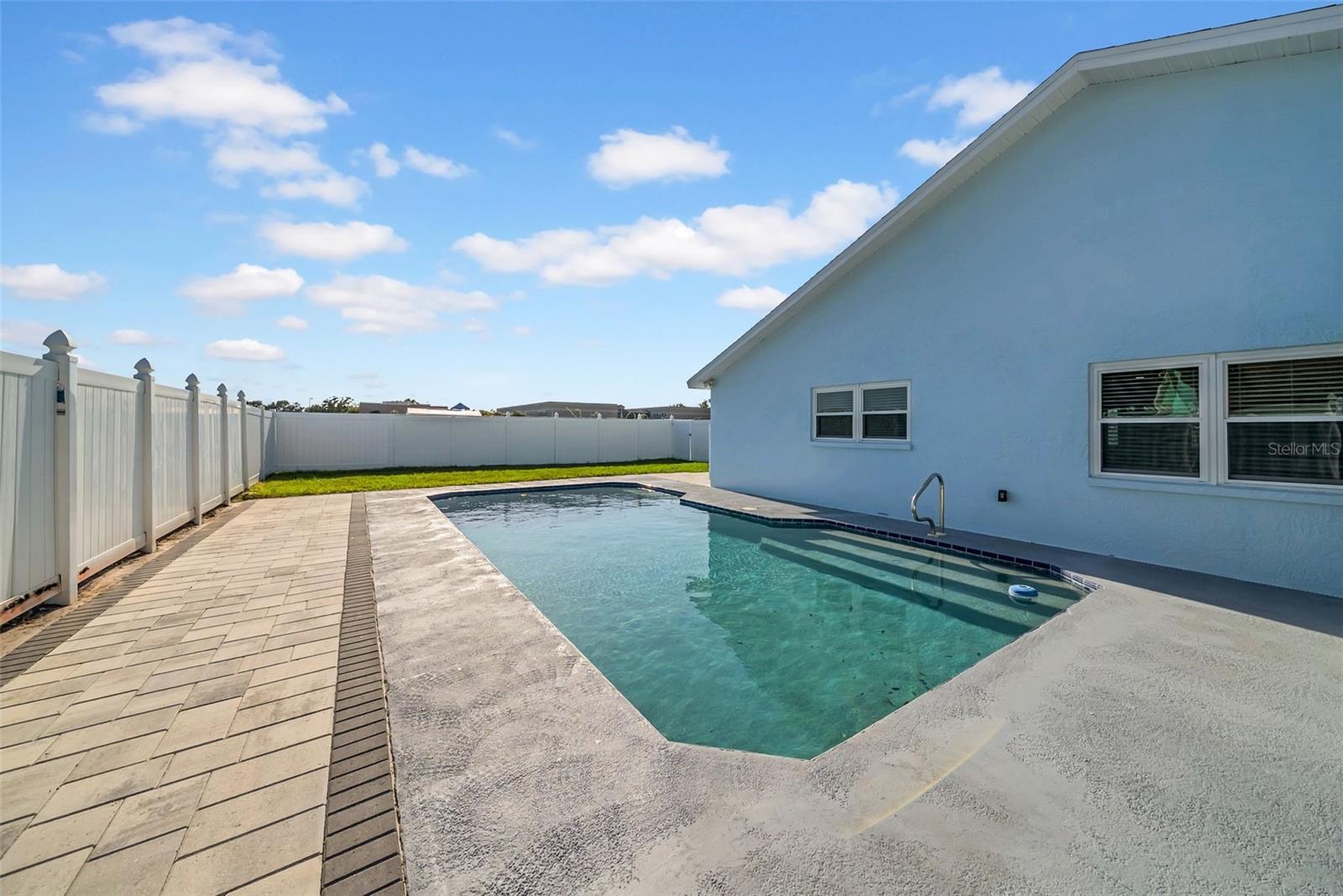 2020 58TH AVE S, ST PETERSBURG, FL — photo 2