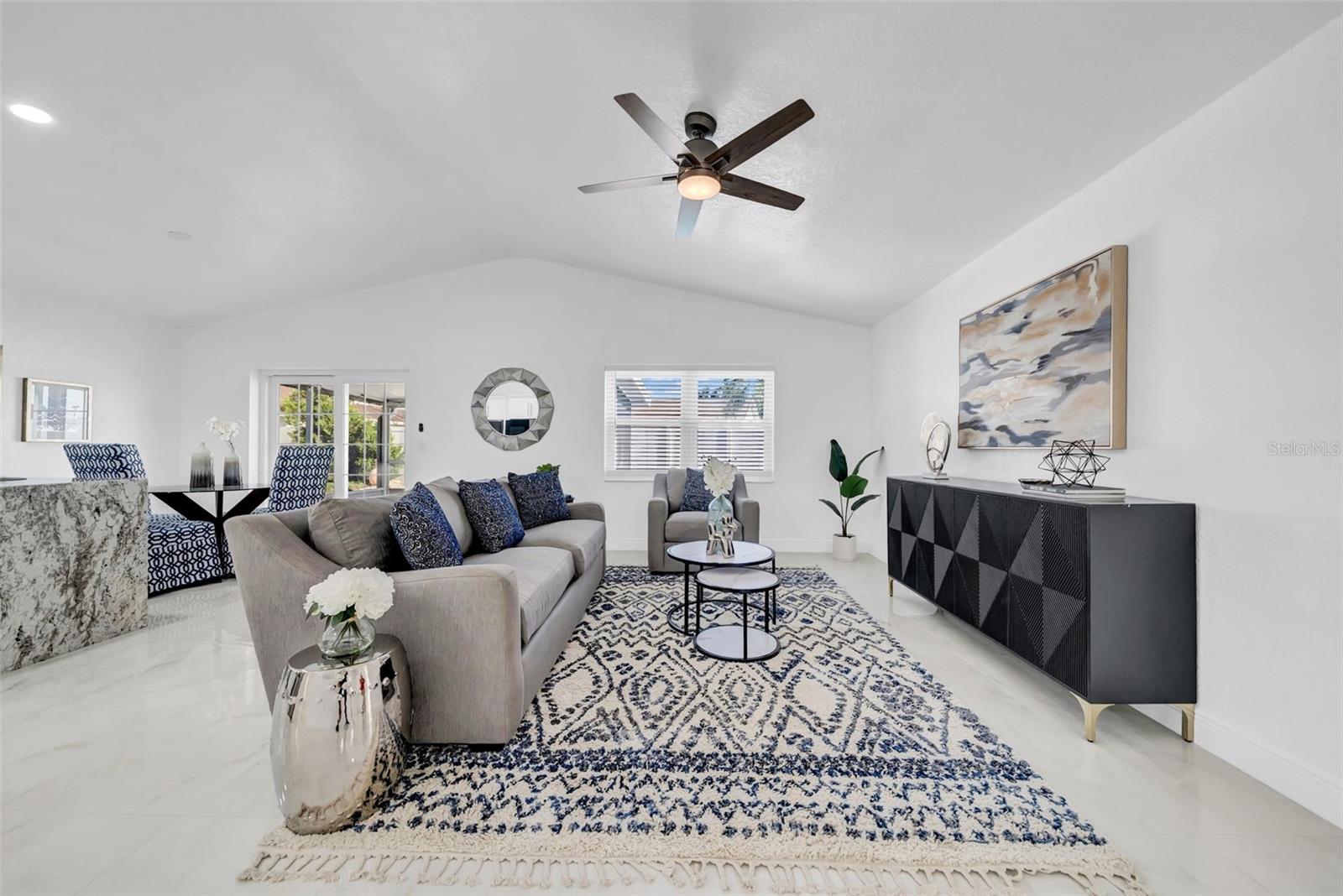 2020 58TH AVE S, ST PETERSBURG, FL — photo 3
