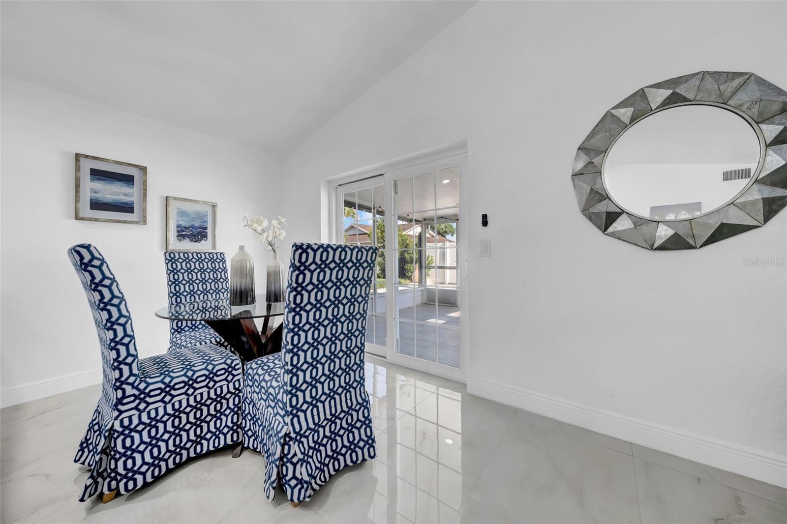 2020 58TH AVE S, ST PETERSBURG, FL — photo 15