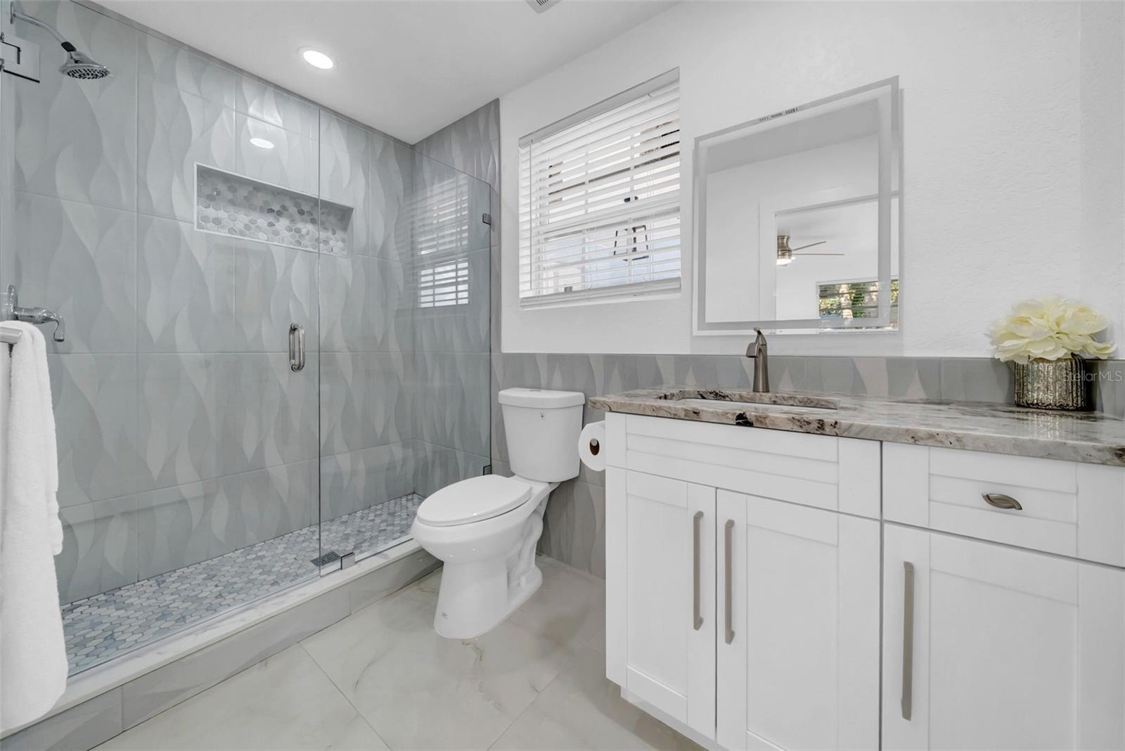2020 58TH AVE S, ST PETERSBURG, FL — photo 18