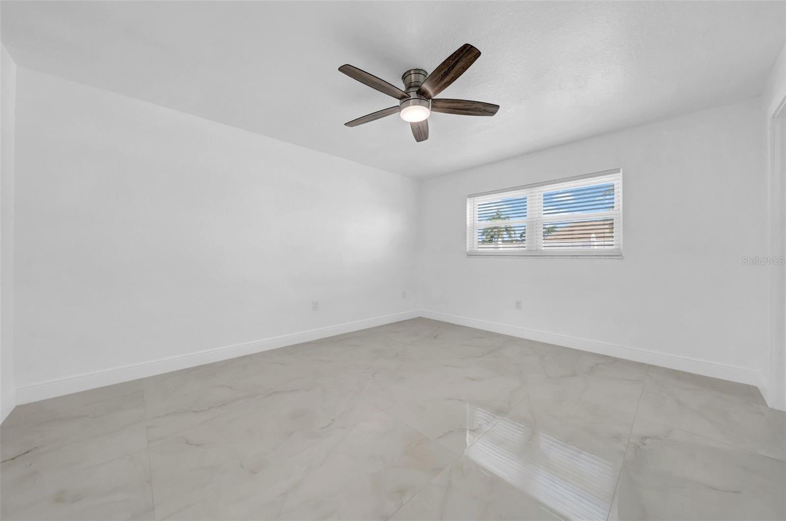 2020 58TH AVE S, ST PETERSBURG, FL — photo 21