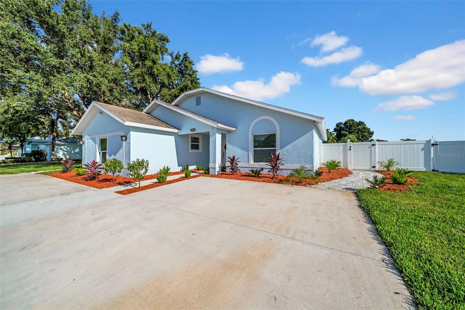 2020 58TH AVE S, ST PETERSBURG, FL — photo 35