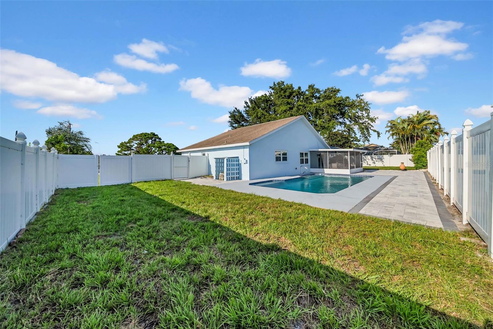 2020 58TH AVE S, ST PETERSBURG, FL — photo 39