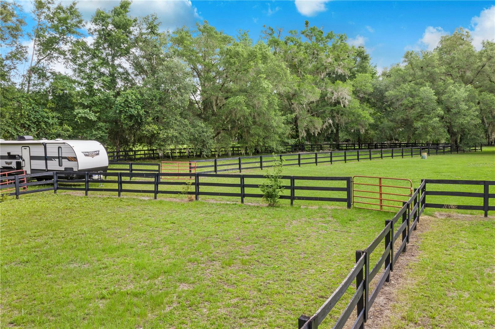 24 LAKE WOOD CIR, OCALA, FL — photo 47