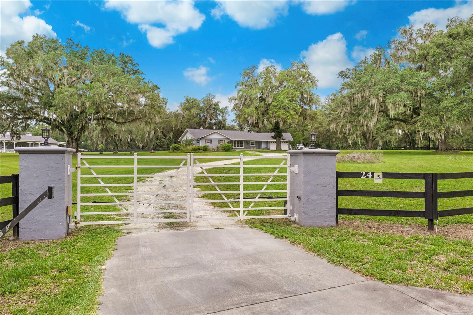 24 LAKE WOOD CIR, OCALA, FL — photo 55