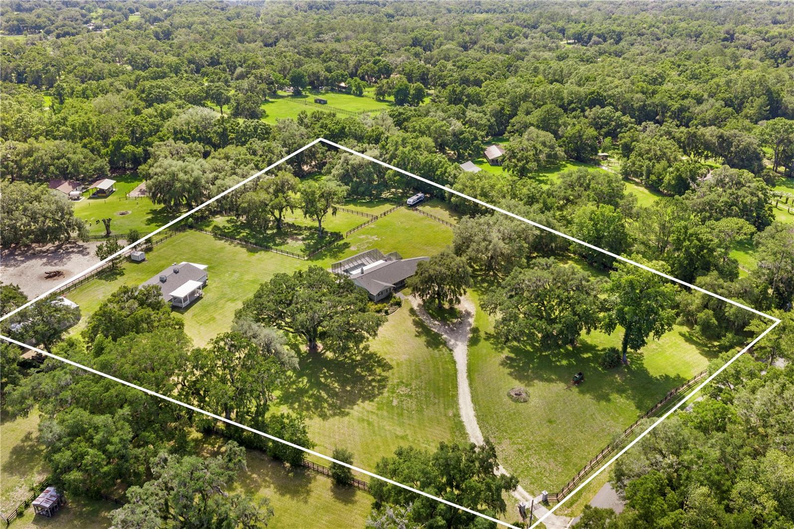 24 LAKE WOOD CIR, OCALA, FL — photo 59