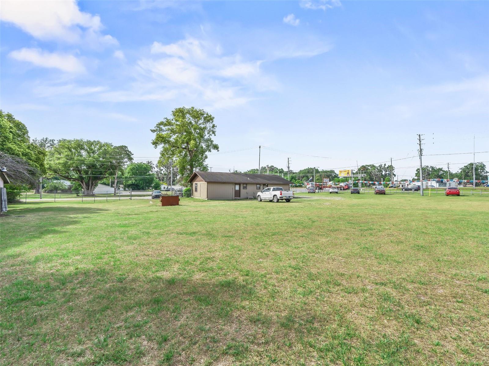 , BELLEVIEW, FL — photo 18