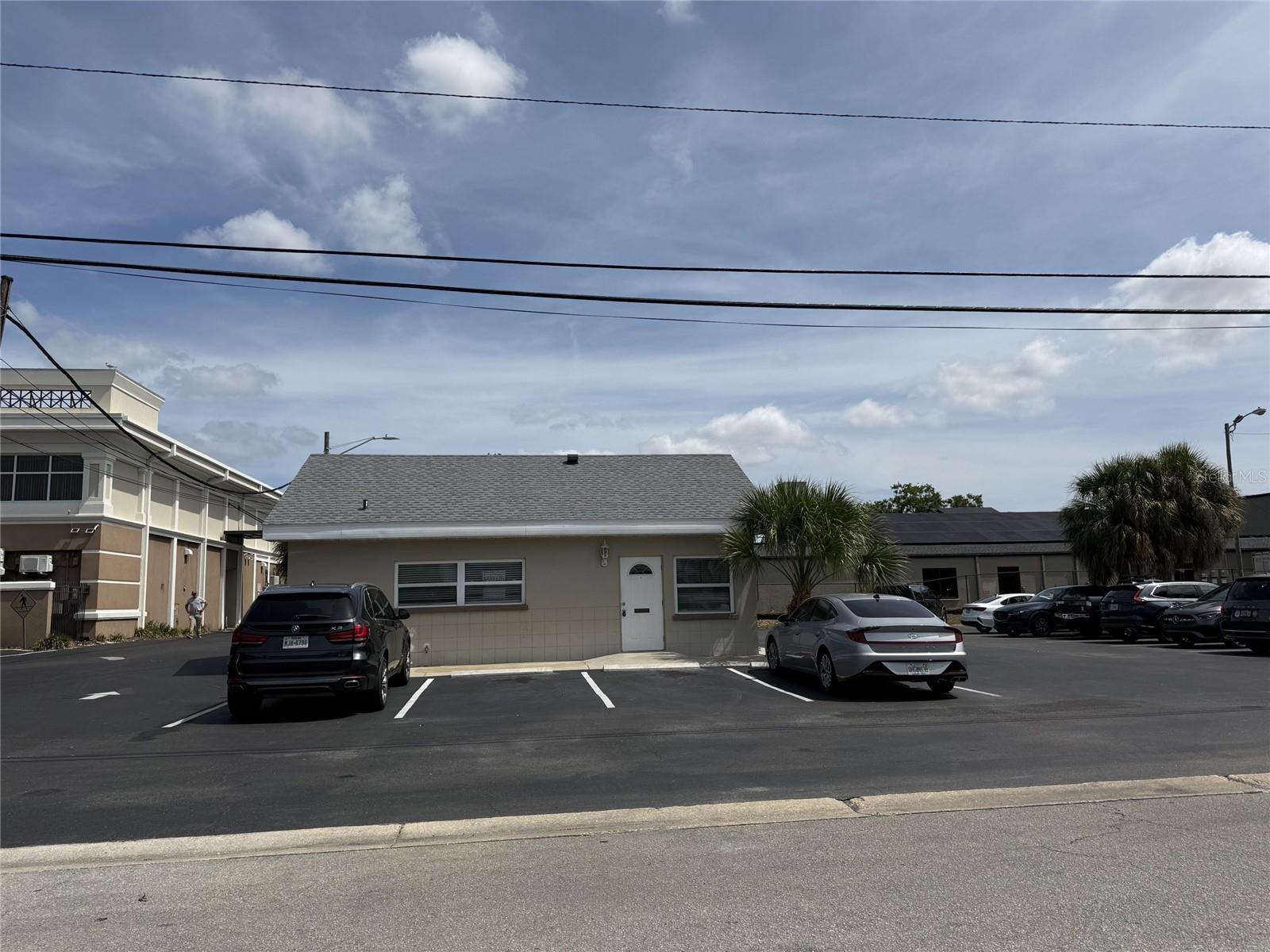 1240 ROGERS ST, CLEARWATER, FL — photo 2