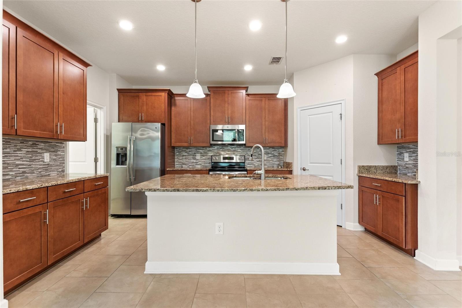 1401 CLUBMAN DR, DAVENPORT, FL — photo 8