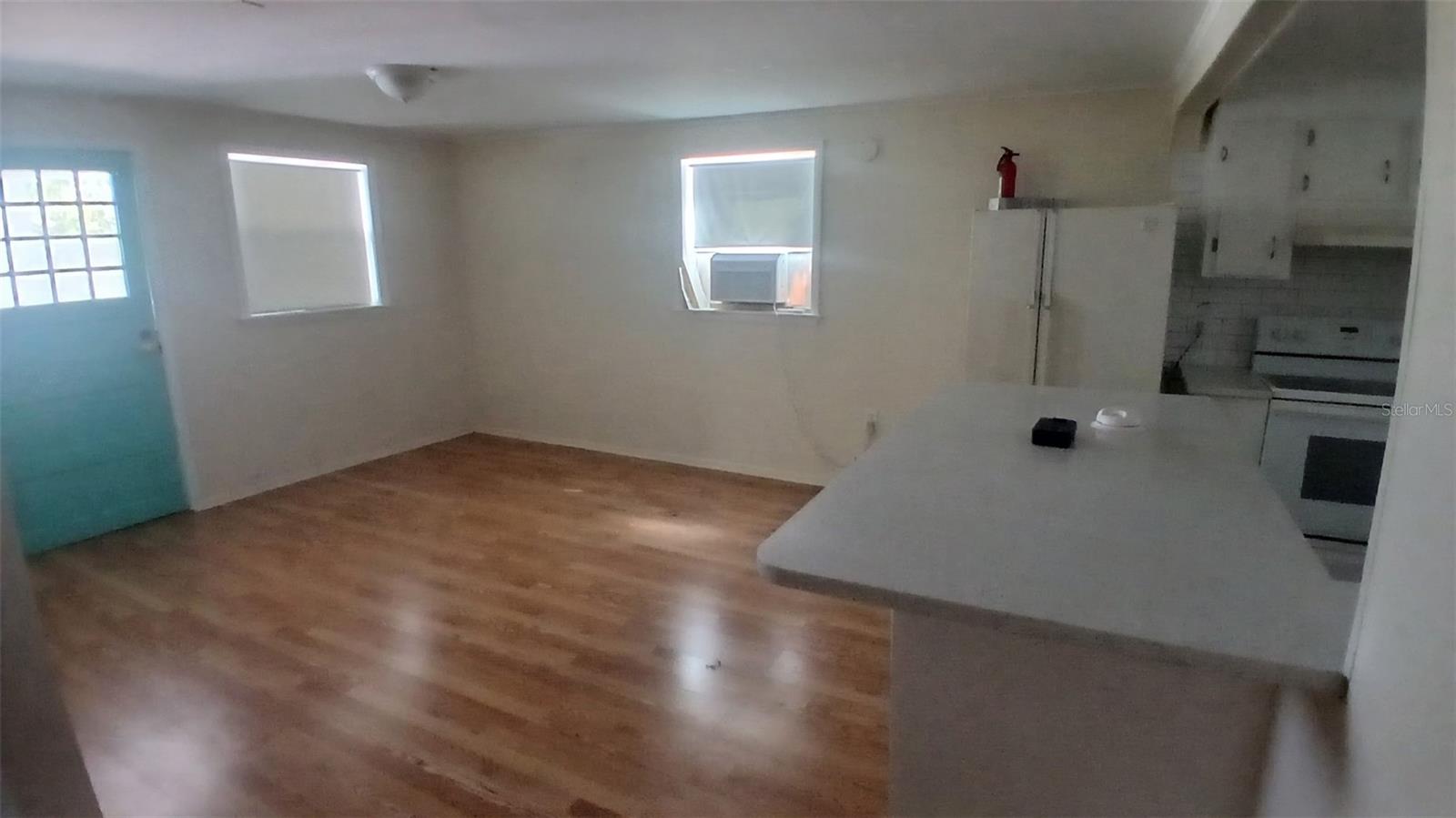 542 DIVISION ST, TARPON SPRINGS, FL — photo 4