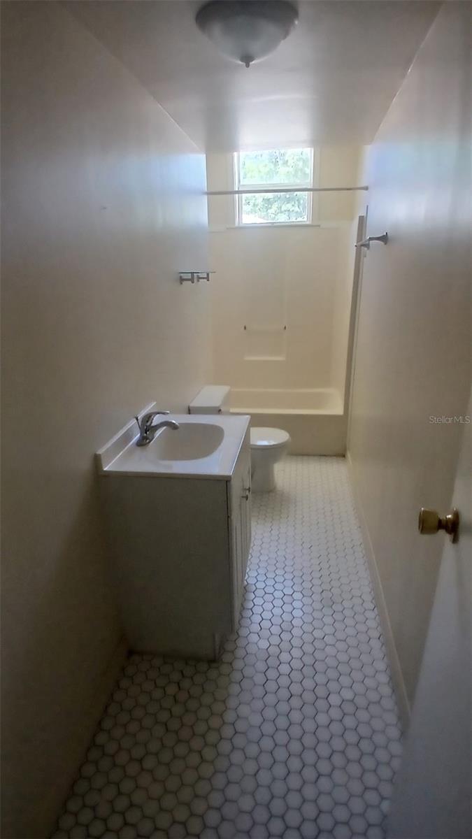 542 DIVISION ST, TARPON SPRINGS, FL — photo 6