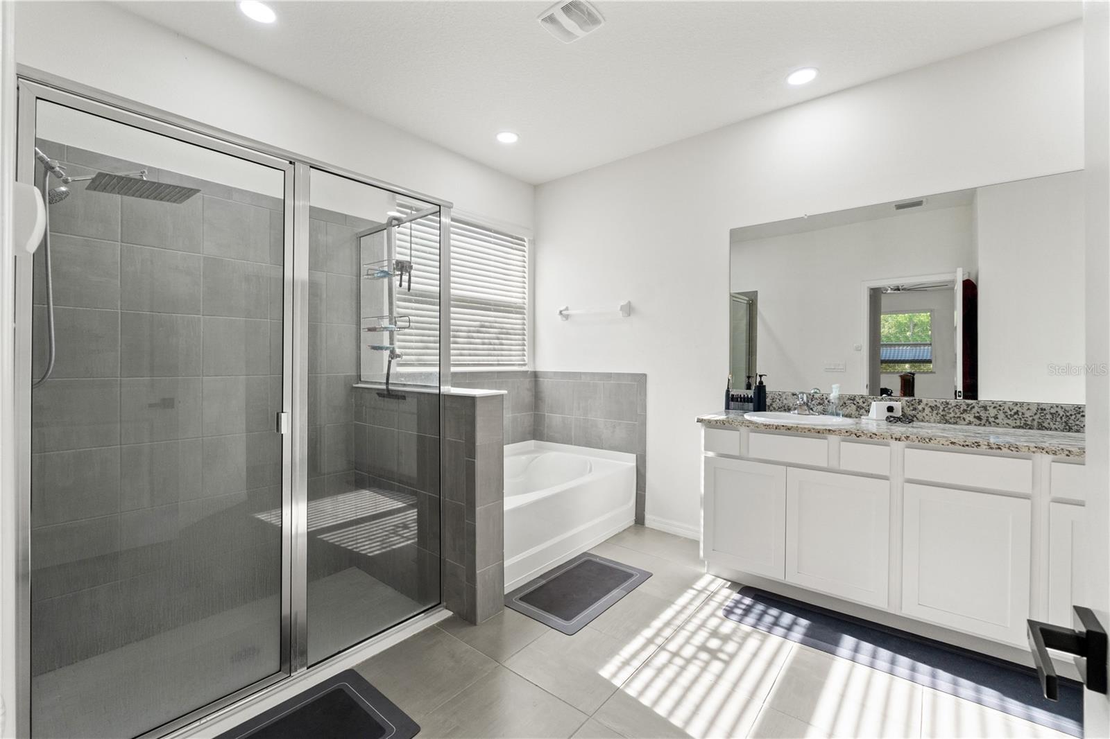 3763 AUTUMN AMBER DR, SPRING HILL, FL — photo 27