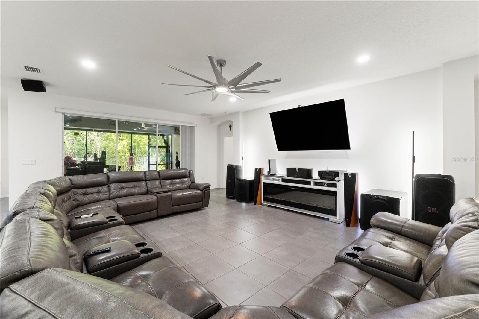 3763 AUTUMN AMBER DR, SPRING HILL, FL — photo 13