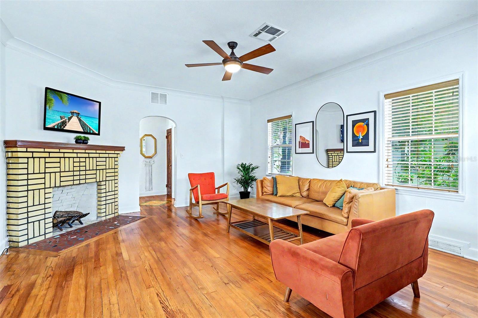 1127 22ND AVE N, ST PETERSBURG, FL — photo 3