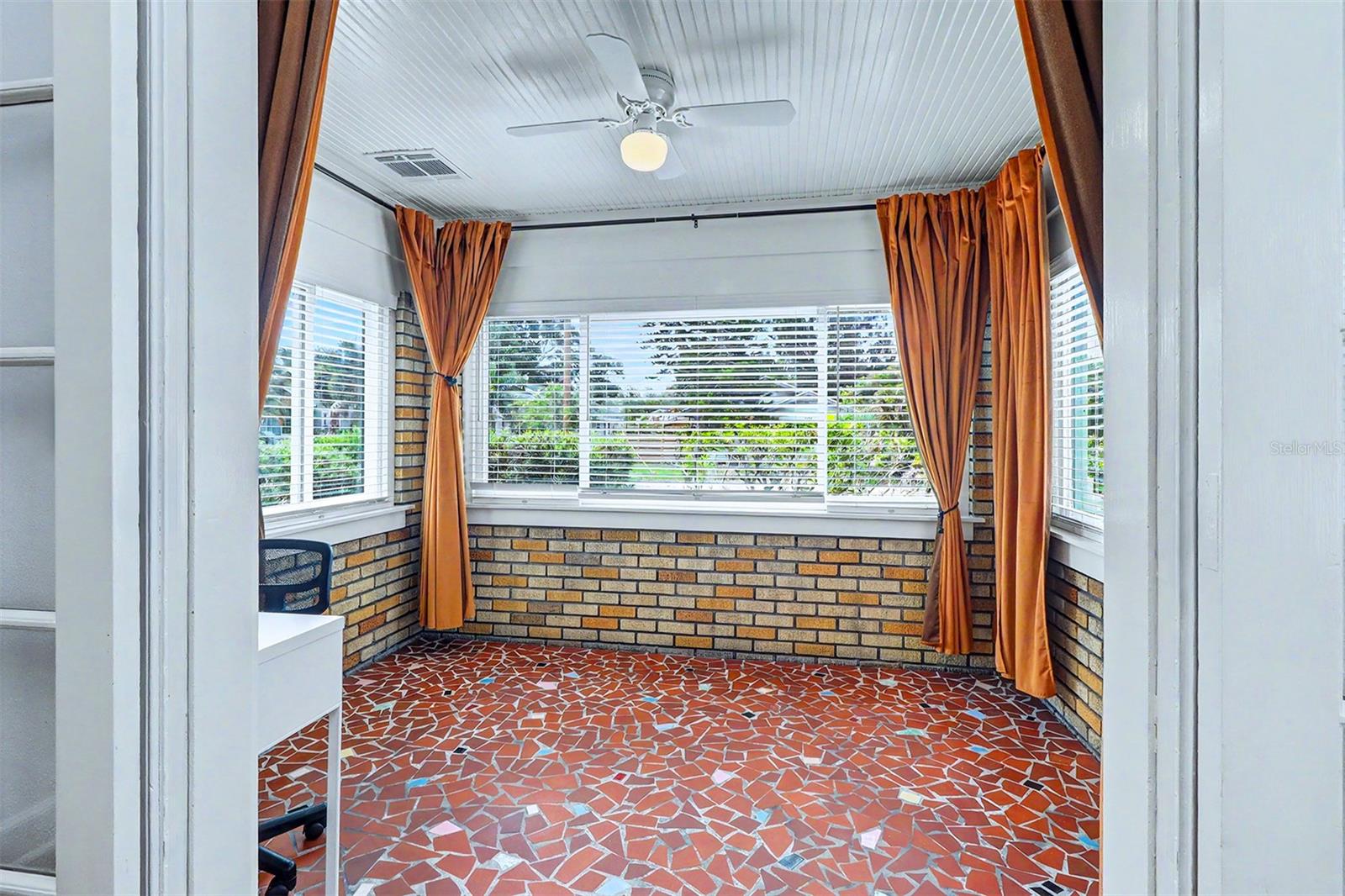 1127 22ND AVE N, ST PETERSBURG, FL — photo 10