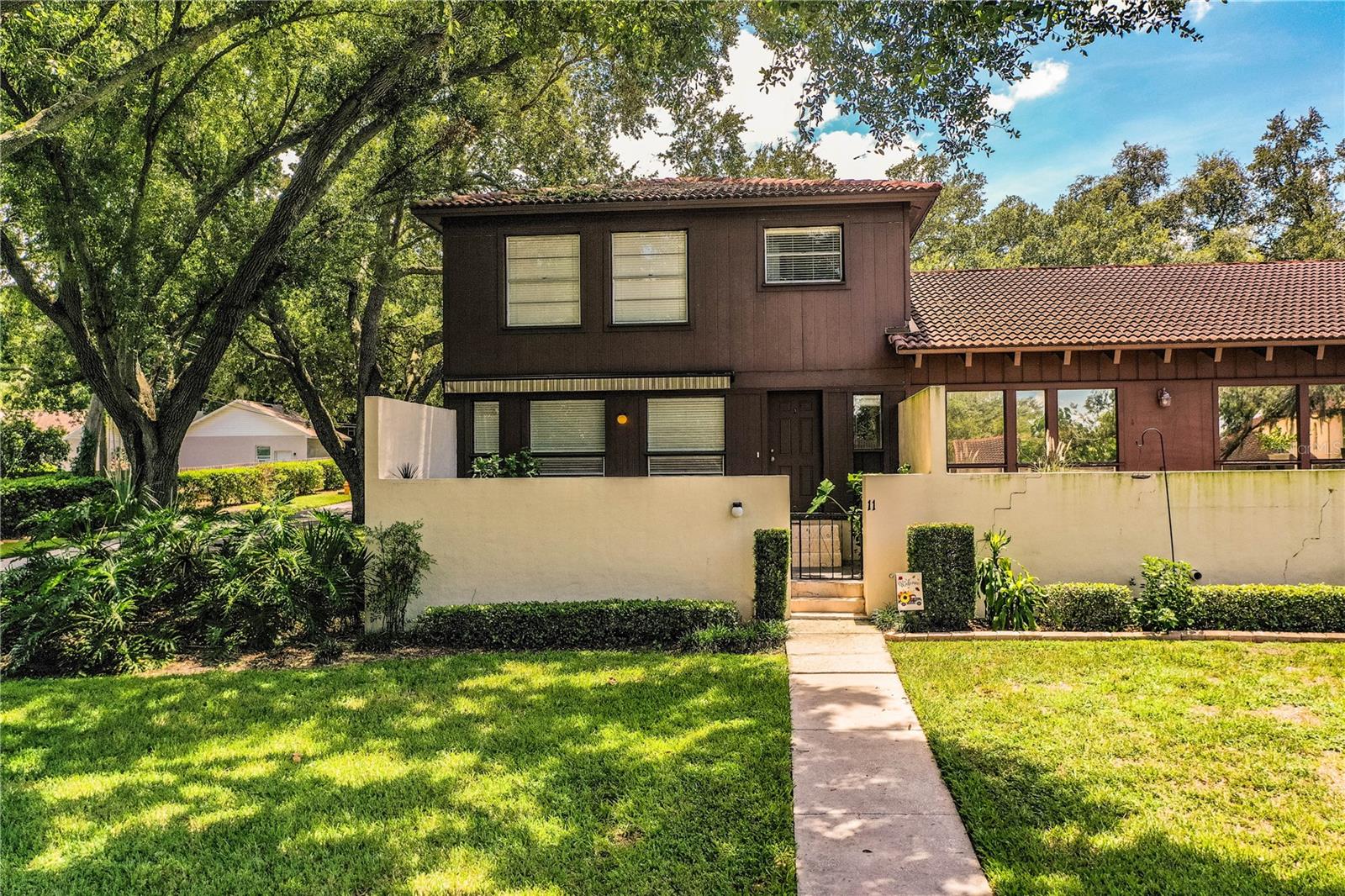 11 LOMA VERDE #11, LAKELAND, FL — photo 2